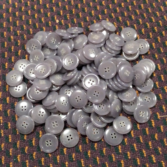 NWOT lot of grey 4 hole buttons for crafts or sewing - Picture 1 of 12